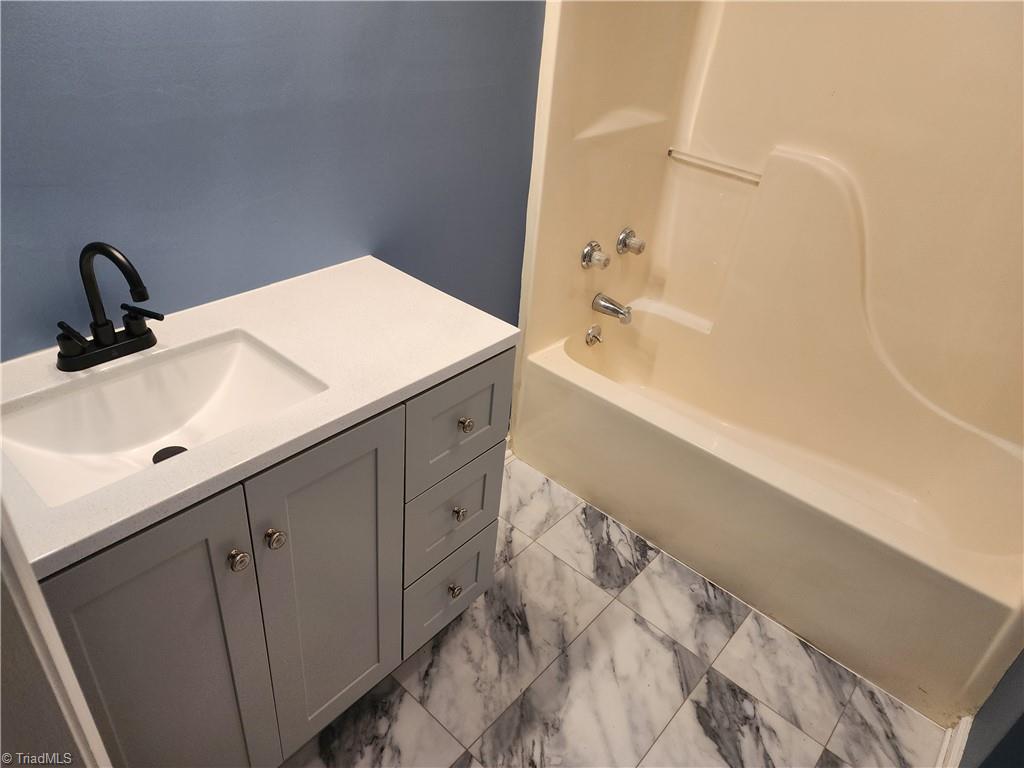 148 Churchill Lane Mount Airy, NC 27030 - Photo 5 of 7