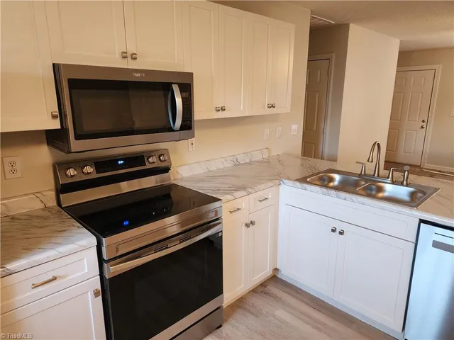 $1,200 | 148 Churchill Lane, Mount Airy, NC 27030