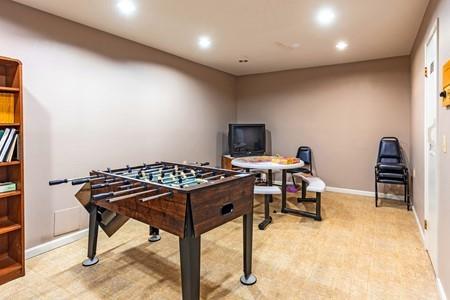 10120 United Place Cupertino, CA 95014 - Photo 28 of 30 a view of a workspace with furniture