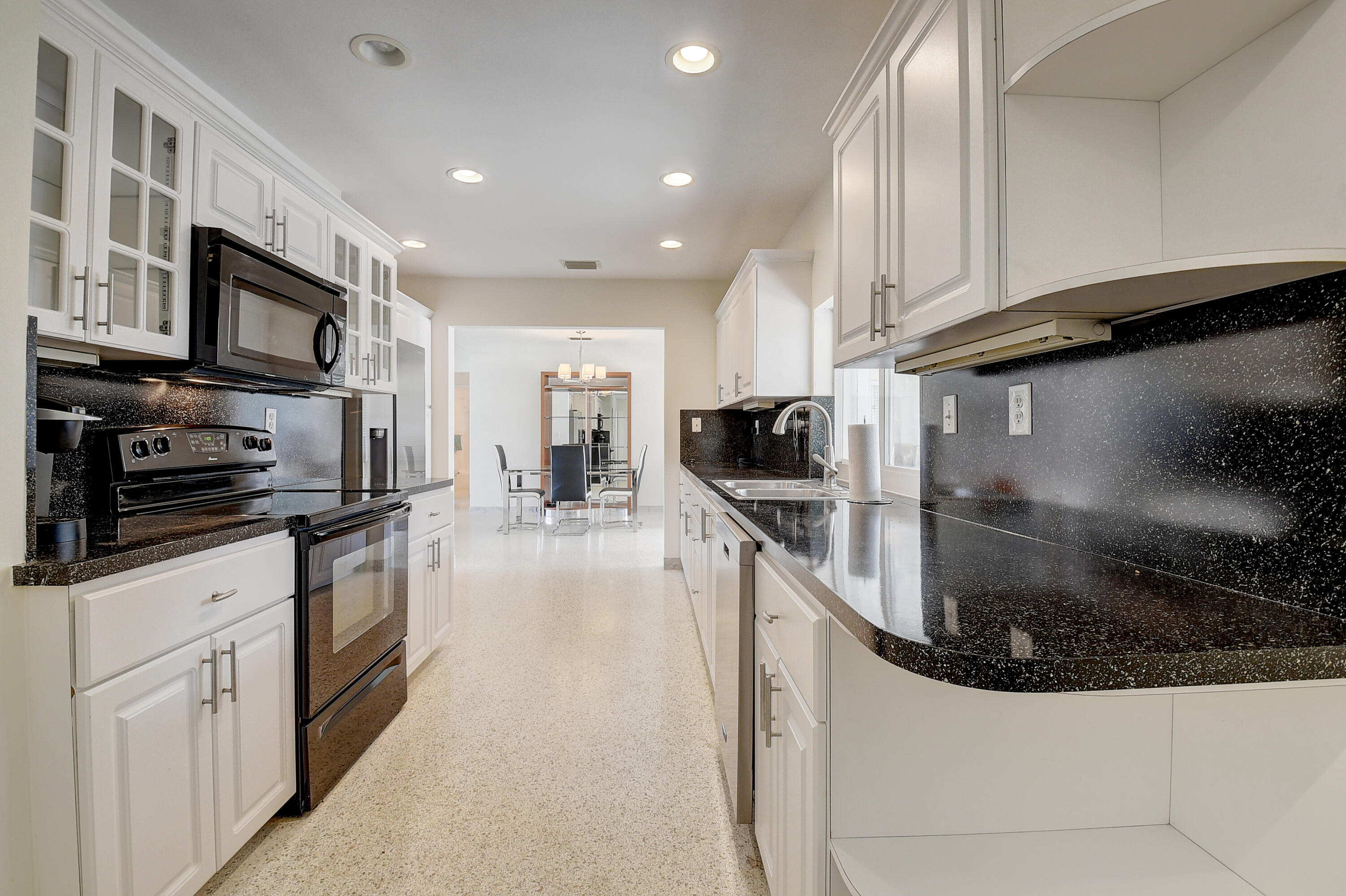 232 Northeast 31st Street Boca Raton, FL 33431 - Photo 23 of 53 23_dsc_0347_48_49_50_51