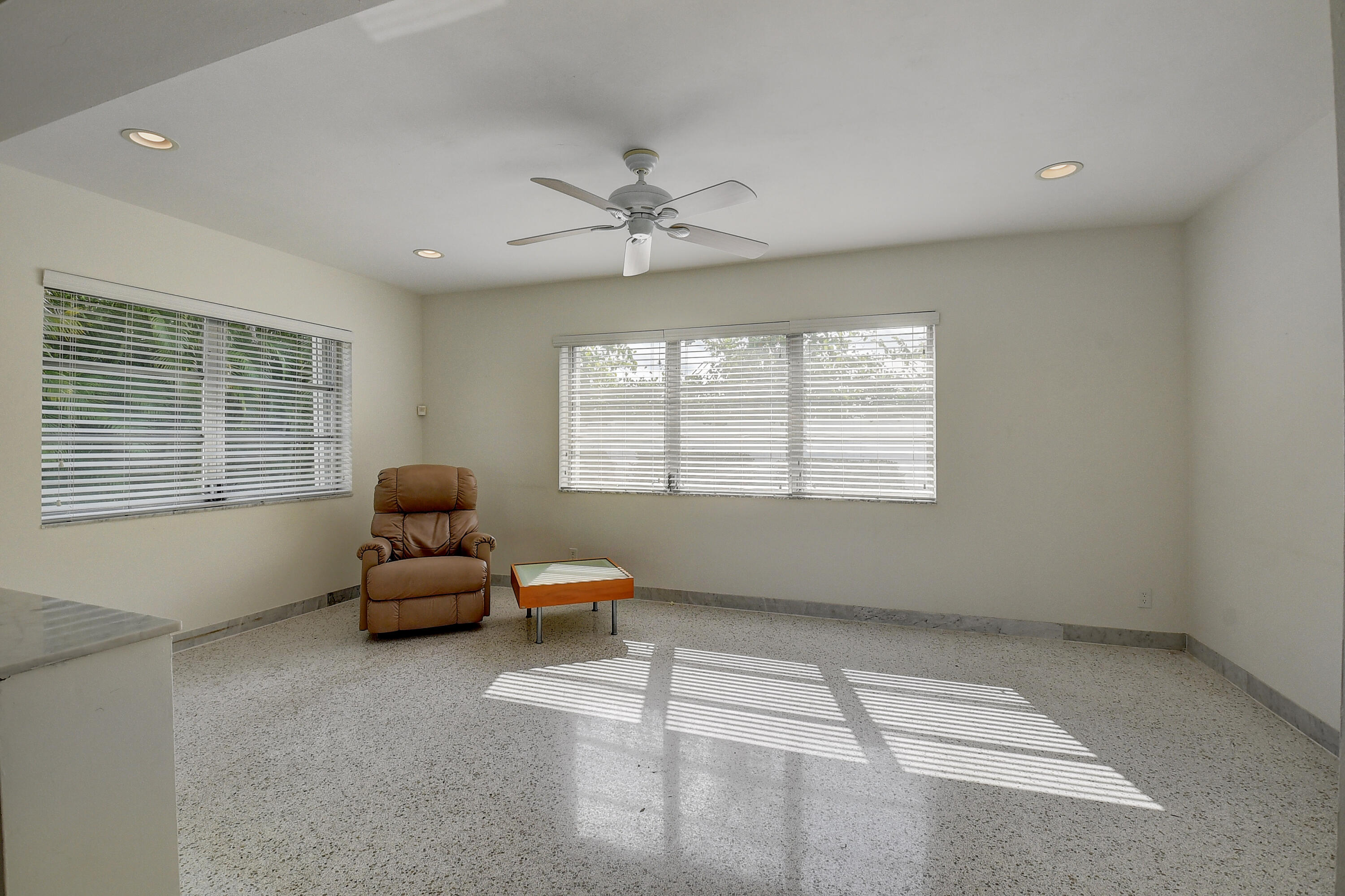 232 Northeast 31st Street Boca Raton, FL 33431 - Photo 10 of 53 09_dsc_0277_78_79_80_81