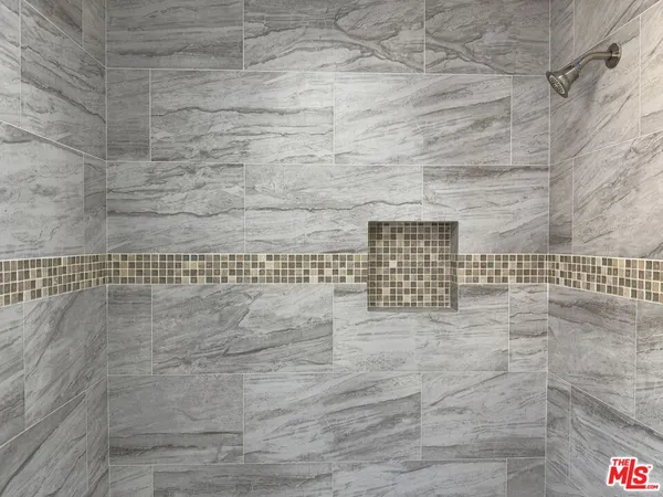 $2,450 | 5510 Beck Avenue, North Hollywood, CA 91601