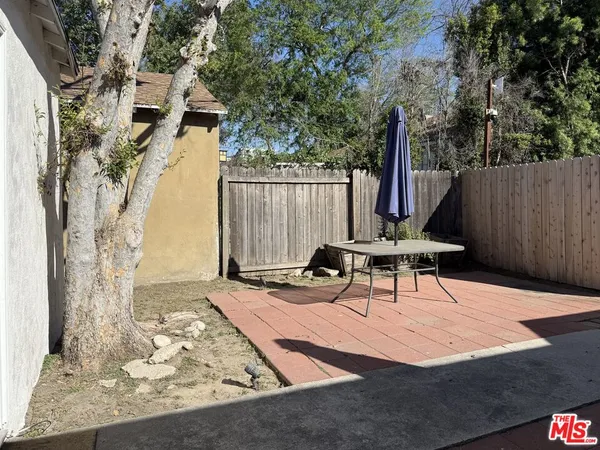 $2,450 | 5510 Beck Avenue, North Hollywood, CA 91601