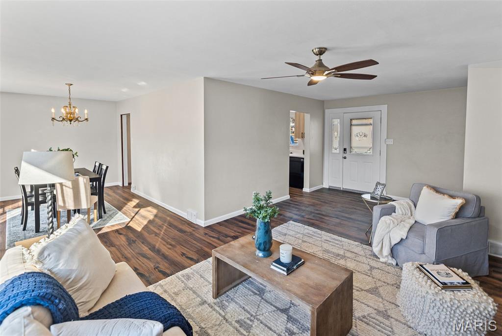 303 North Cedar Street O'Fallon, IL 62269 - Photo 8 of 47