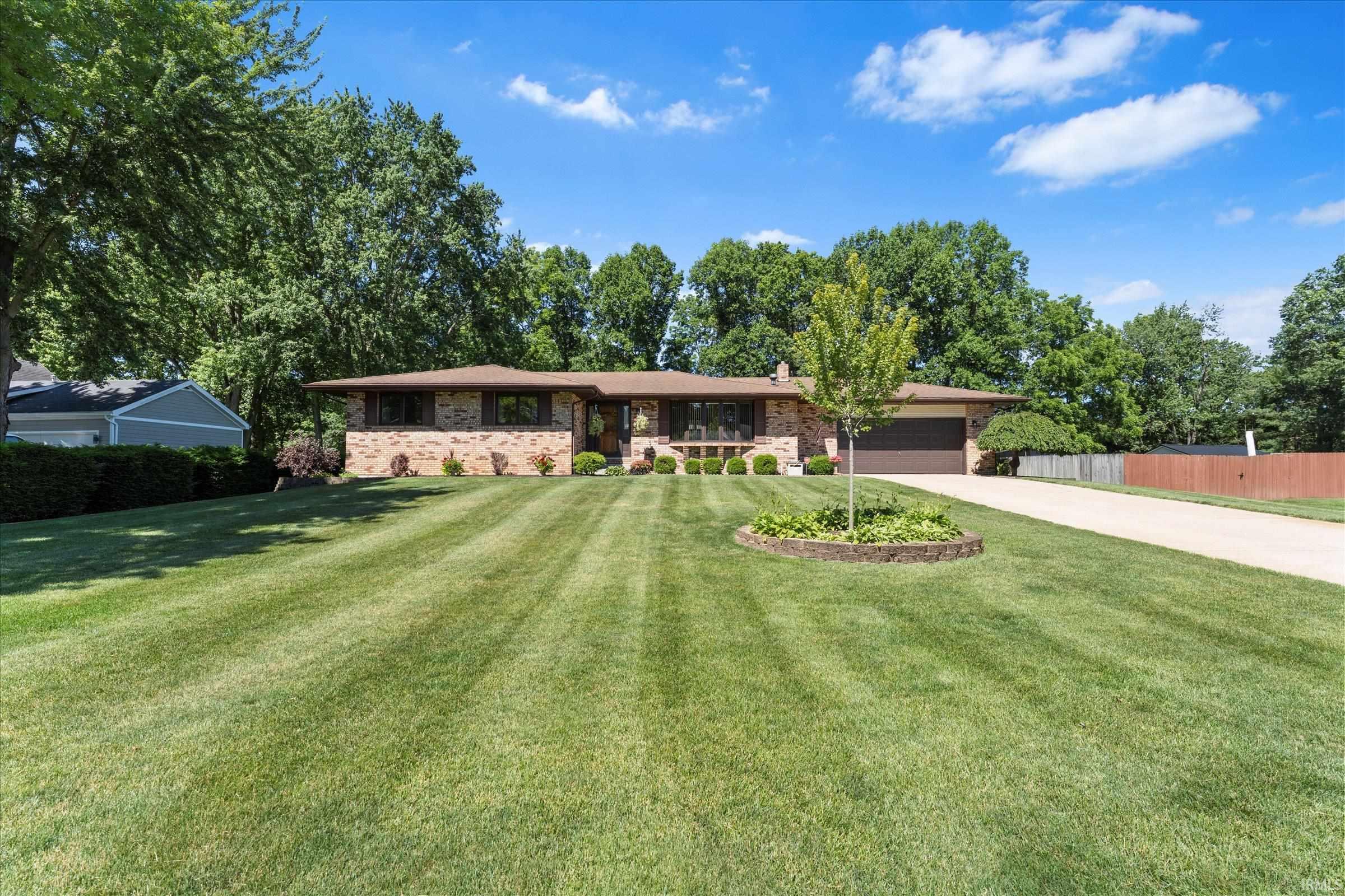 53097 Old Farm Road Elkhart, IN 46514 - Photo 2 of 47