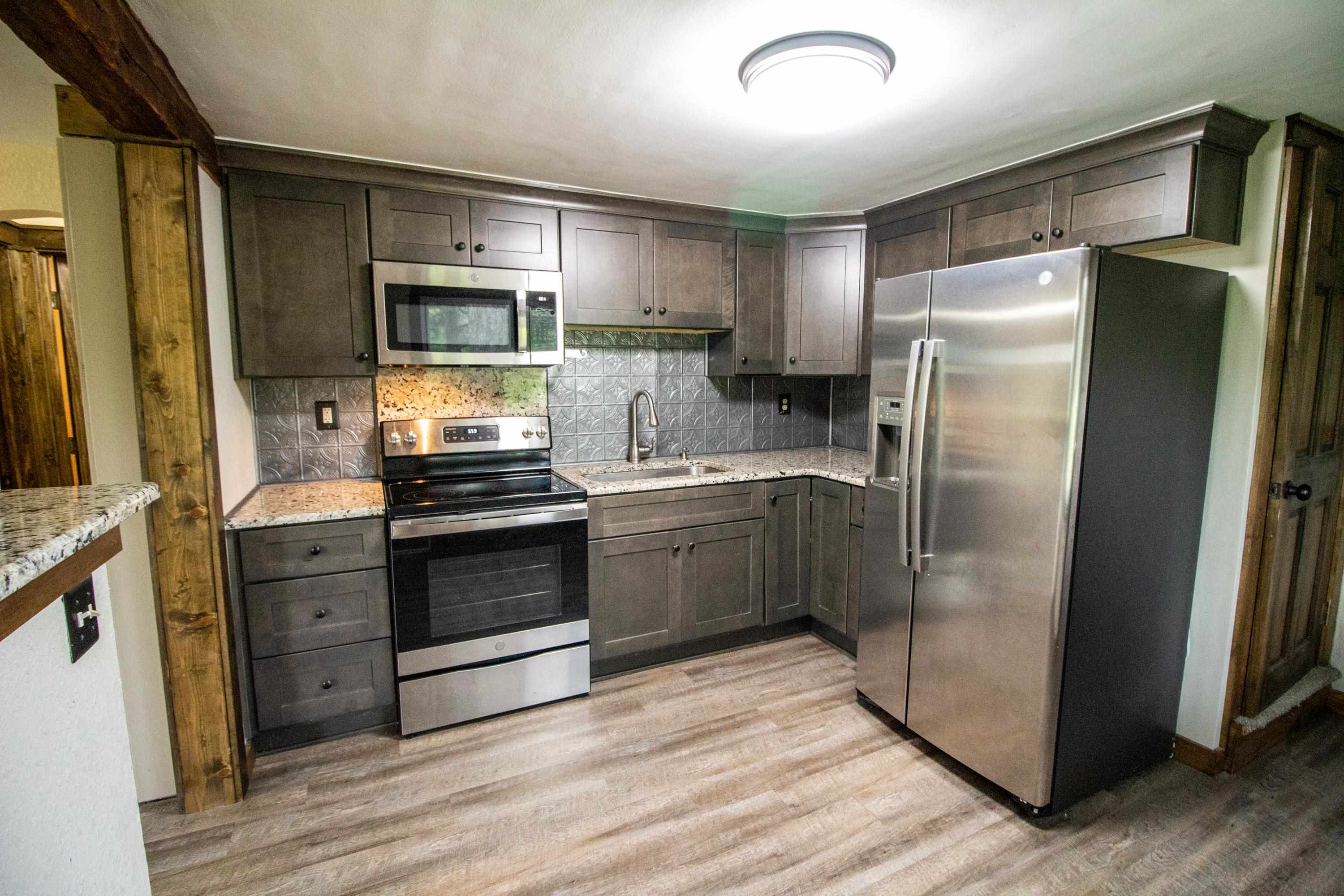4372 Dean Road Brown City, MI 48416 - Photo 9 of 40 50066899-8.JPG