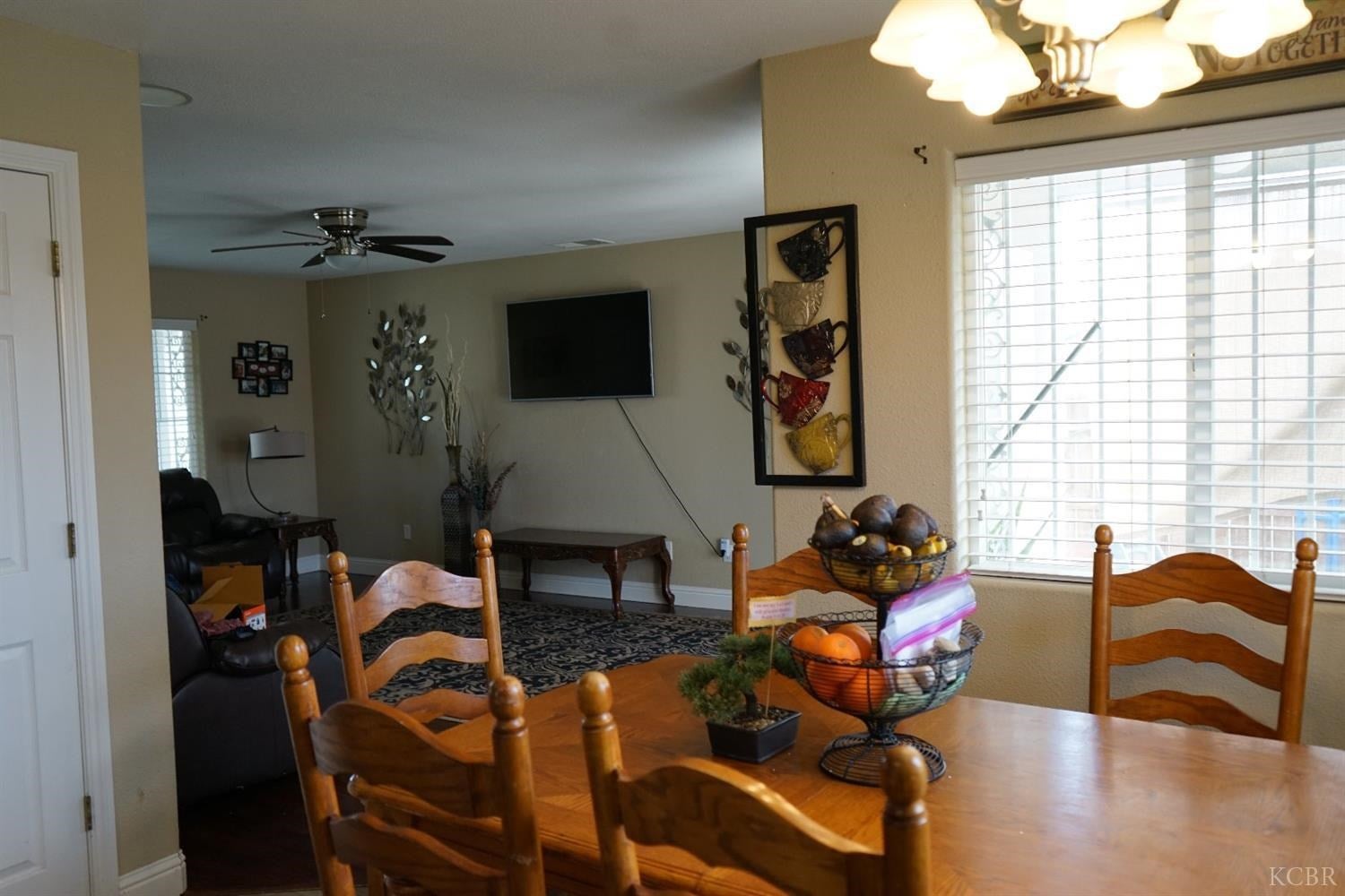 2442 Ranier Way Hanford, CA 93230 - Photo 13 of 18 Gallery Image 13