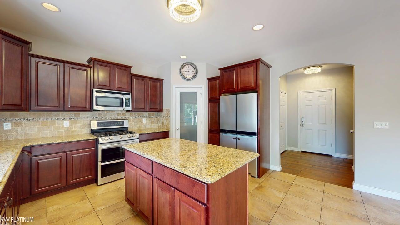 4308 Hawks Nest Road Utica, MI 48317 - Photo 12 of 54