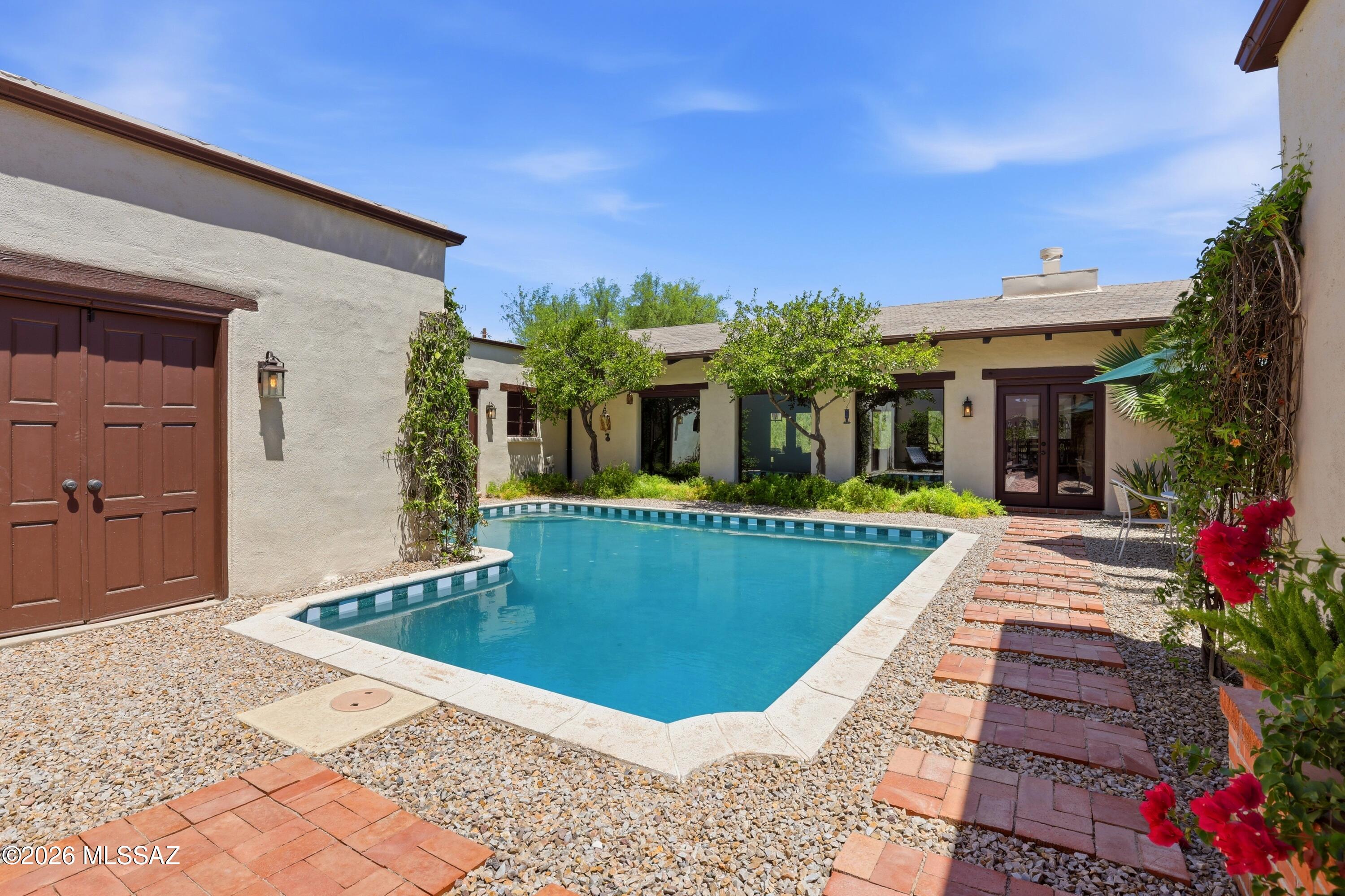 3945 North Bear Canyon Road Tucson, AZ 85749 - Photo 7 of 51