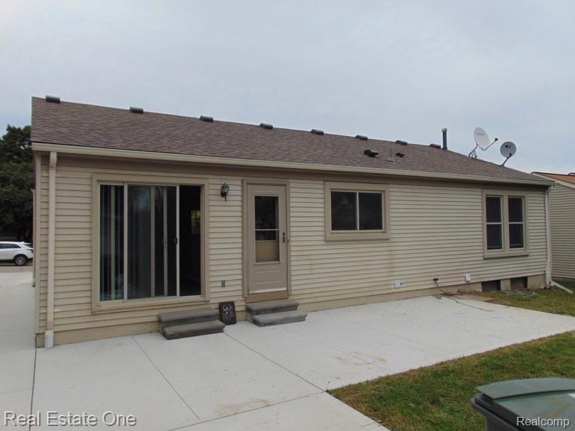 700 Bolinger Street Rochester Hills, MI 48307 - Photo 38 of 39