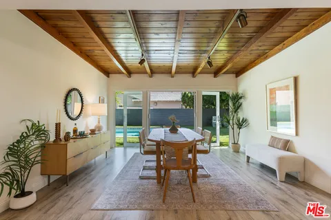 $1,175,000 | 13620 Sylvan Street, Valley Glen, CA 91401