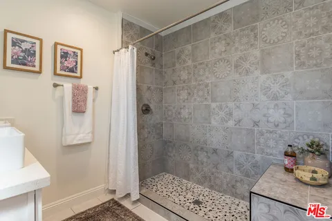 $1,175,000 | 13620 Sylvan Street, Valley Glen, CA 91401