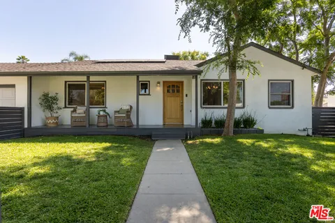 $1,175,000 | 13620 Sylvan Street, Valley Glen, CA 91401