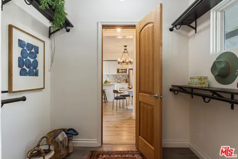 $1,175,000 | 13620 Sylvan Street, Valley Glen, CA 91401