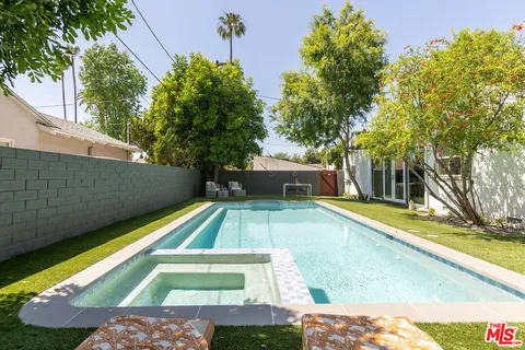 $1,175,000 | 13620 Sylvan Street, Valley Glen, CA 91401