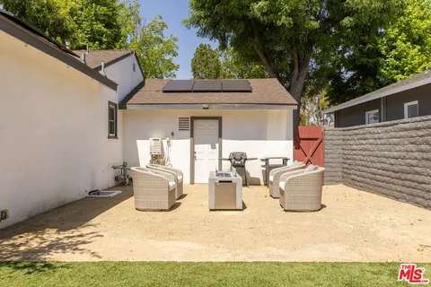 $1,175,000 | 13620 Sylvan Street, Valley Glen, CA 91401