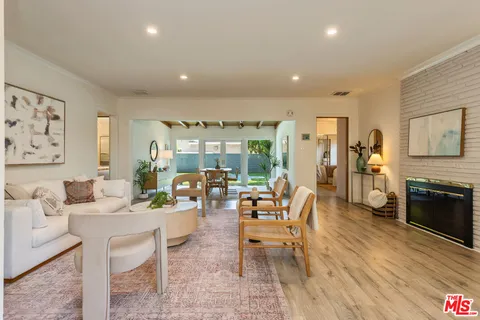 $1,175,000 | 13620 Sylvan Street, Valley Glen, CA 91401