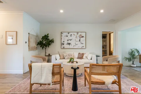 $1,175,000 | 13620 Sylvan Street, Valley Glen, CA 91401