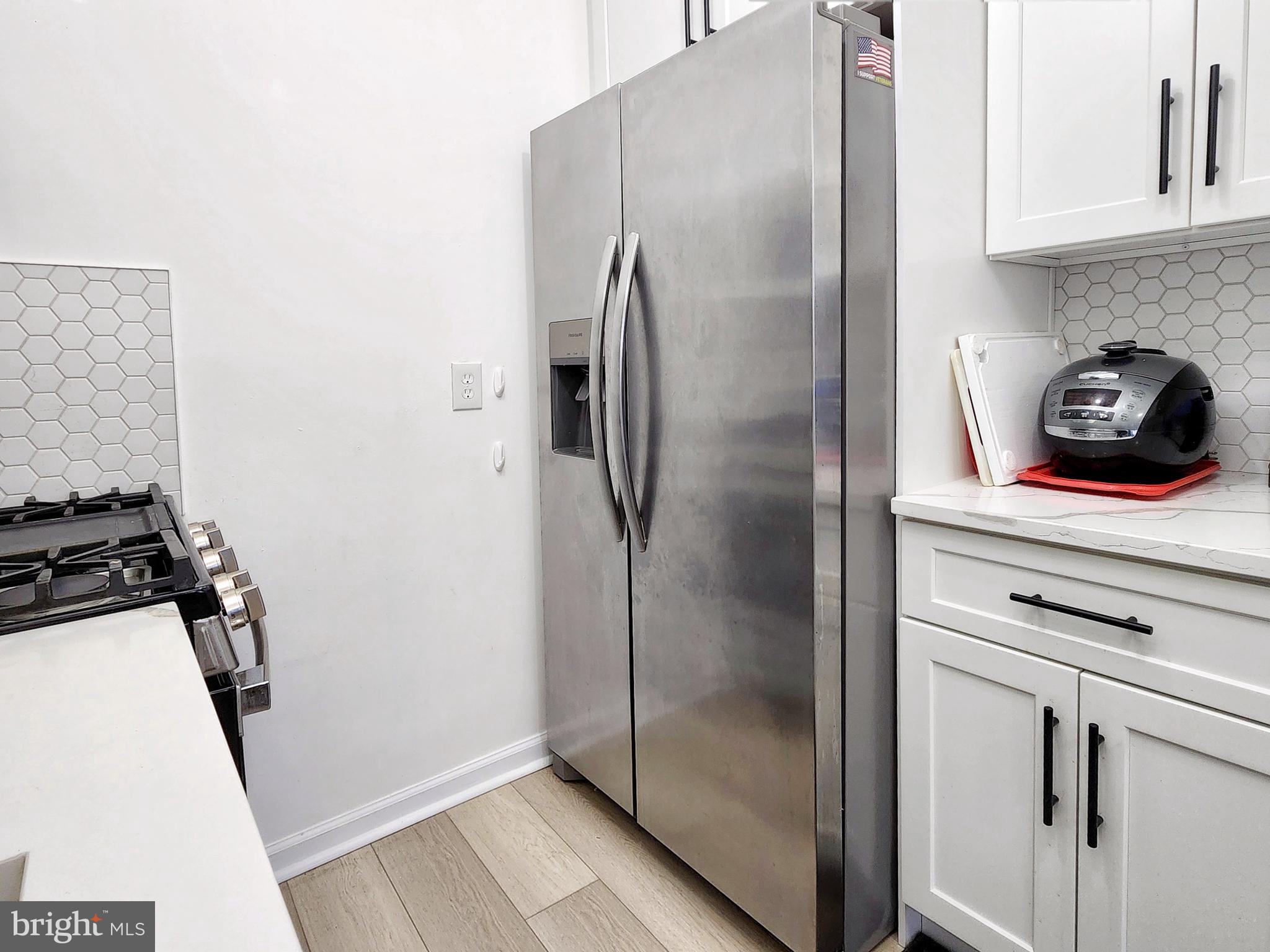 2901 Charing Cross Road, Unit 8 Falls Church, VA 22042 - Photo 16 of 40 a bathroom with a shower and a sink