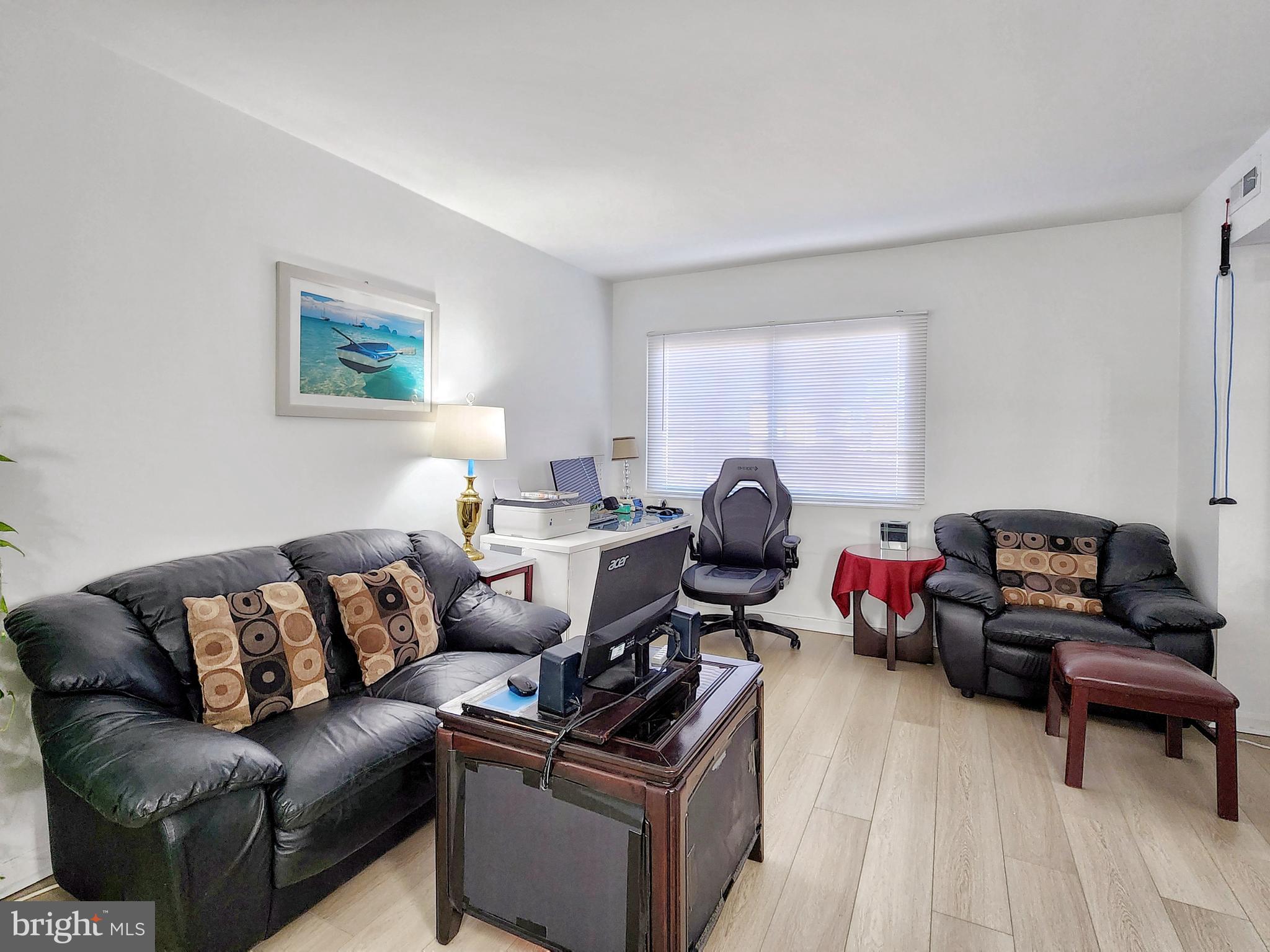 2901 Charing Cross Road, Unit 8 Falls Church, VA 22042 - Photo 8 of 40 a living room with furniture