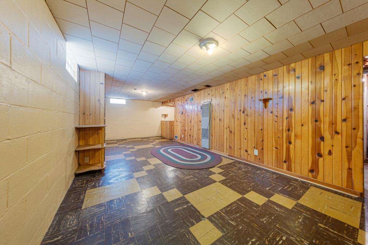 509 14th Avenue Southwest Austin, MN 55912 - Photo 22 of 33