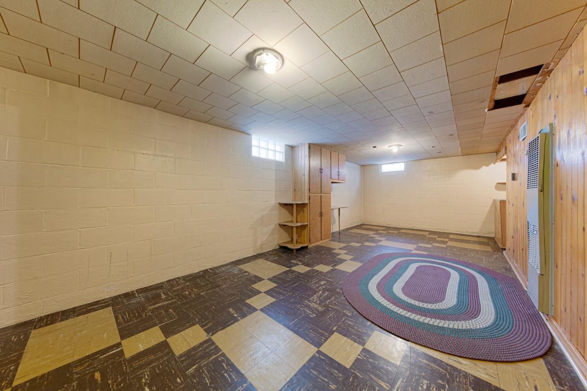 509 14th Avenue Southwest Austin, MN 55912 - Photo 23 of 33