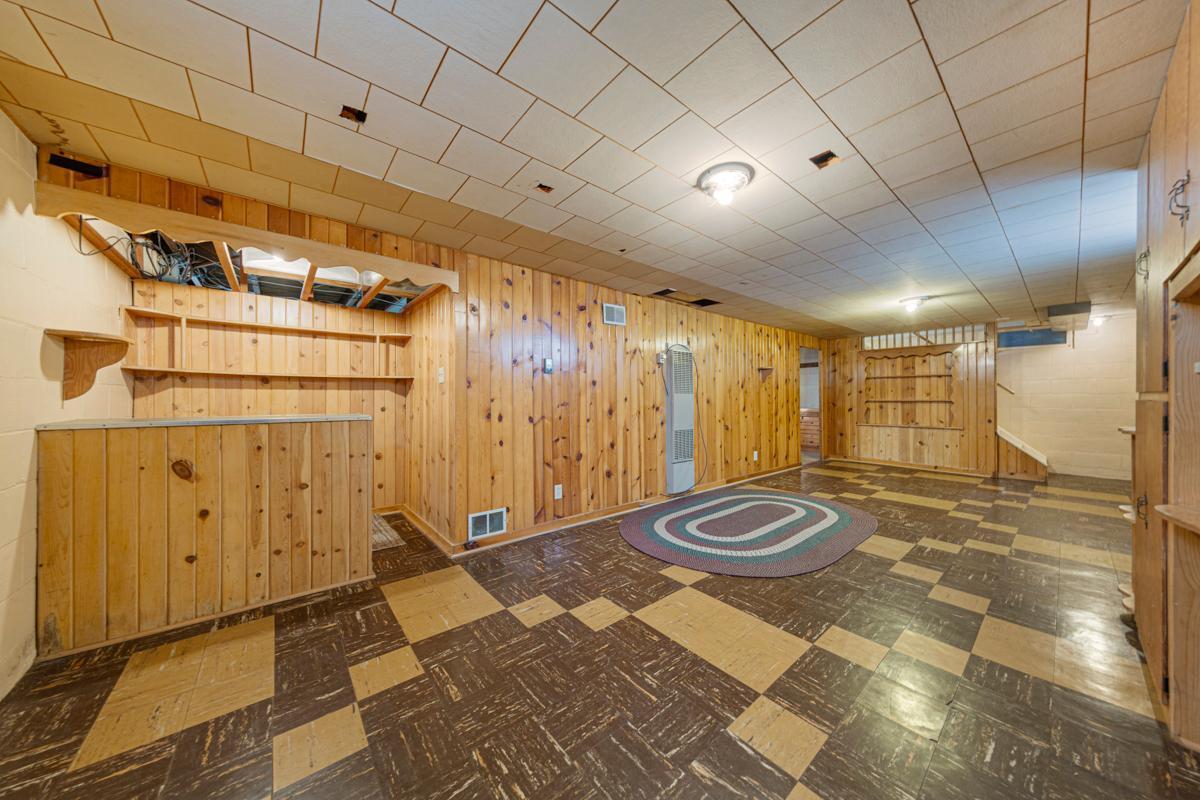 509 14th Avenue Southwest Austin, MN 55912 - Photo 24 of 33