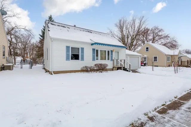 $179,900 | 509 14th Avenue Southwest, Austin, MN 55912