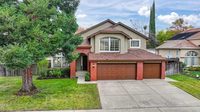 $865,000 | 122 Kennar Way, Folsom, CA 95630