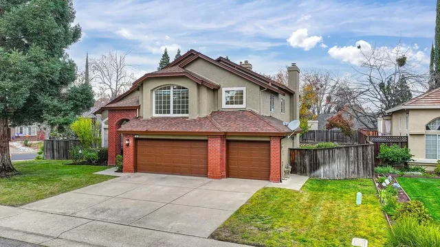 $865,000 | 122 Kennar Way, Folsom, CA 95630