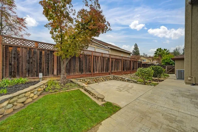 $865,000 | 122 Kennar Way, Folsom, CA 95630