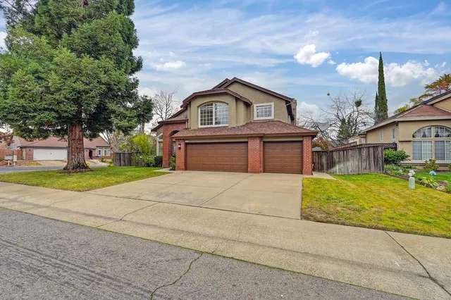 $865,000 | 122 Kennar Way, Folsom, CA 95630