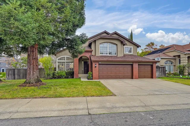 $865,000 | 122 Kennar Way, Folsom, CA 95630