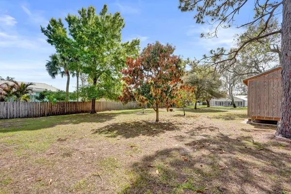$599,000 | 901 Northeast Town Terrace, Jensen Beach, FL 34957