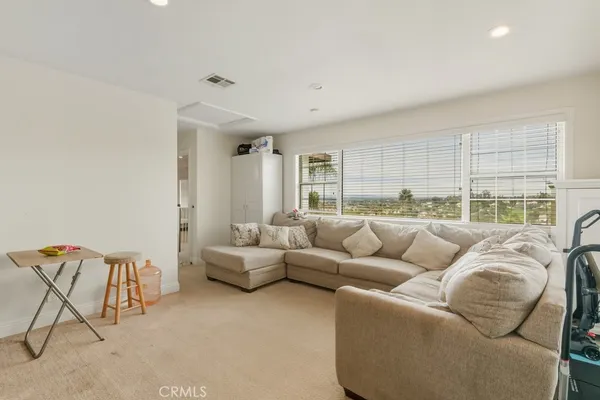$1,299,000 | 1245 Phillips Street, Vista, CA 92083