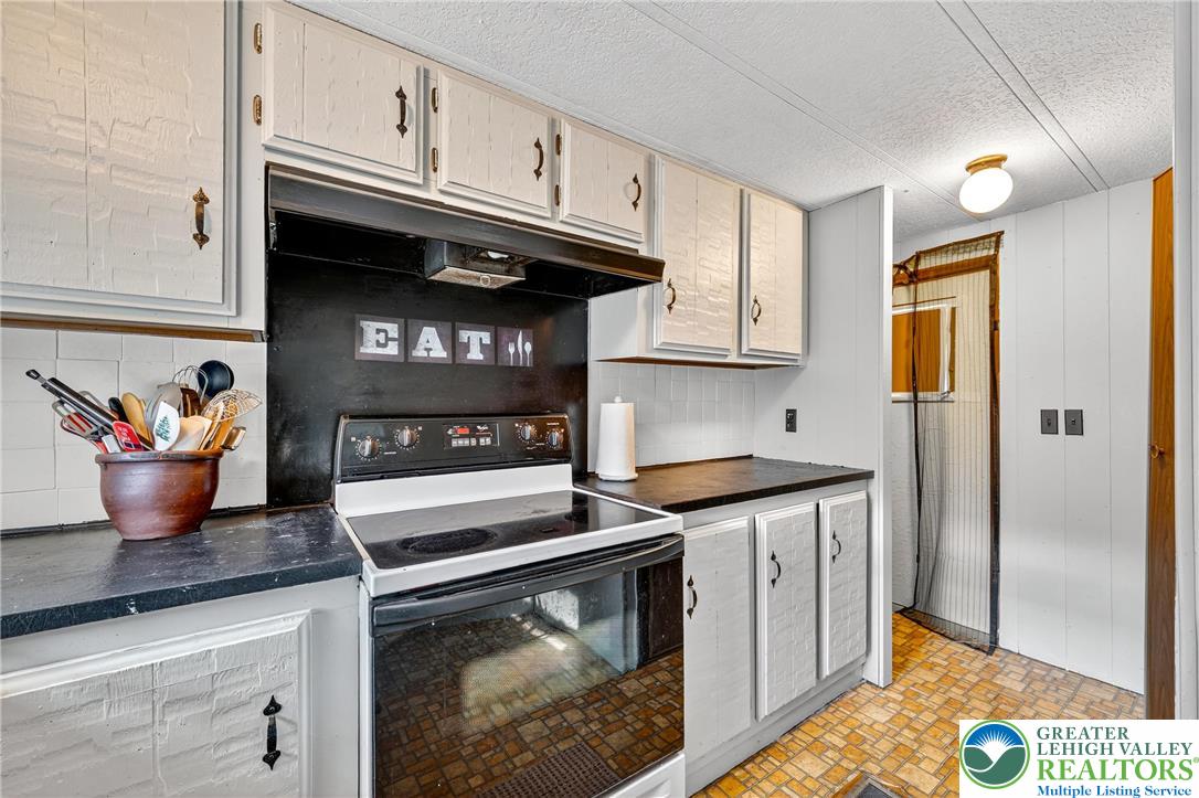 8220 Airport Road, Unit 4 Bath, PA 18014 - Photo 10 of 28