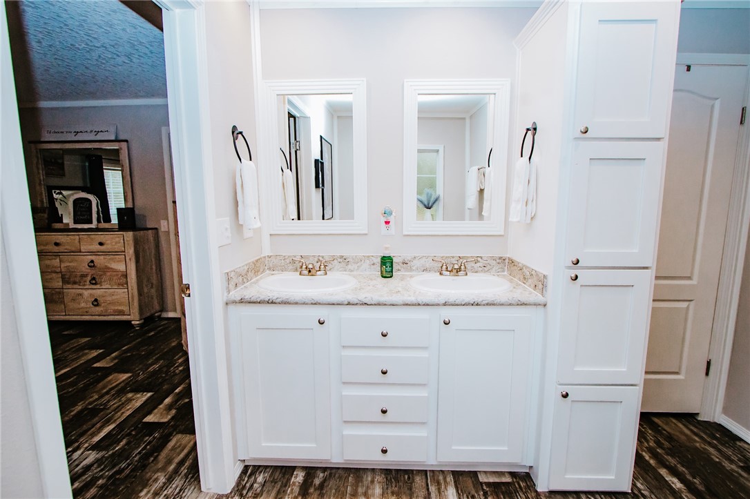 122 Holly St Circle Brunswick, GA 31525 - Photo 14 of 21