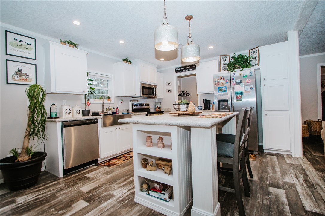 122 Holly St Circle Brunswick, GA 31525 - Photo 5 of 21