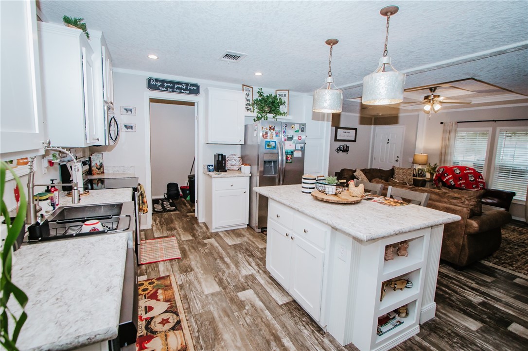 122 Holly St Circle Brunswick, GA 31525 - Photo 6 of 21