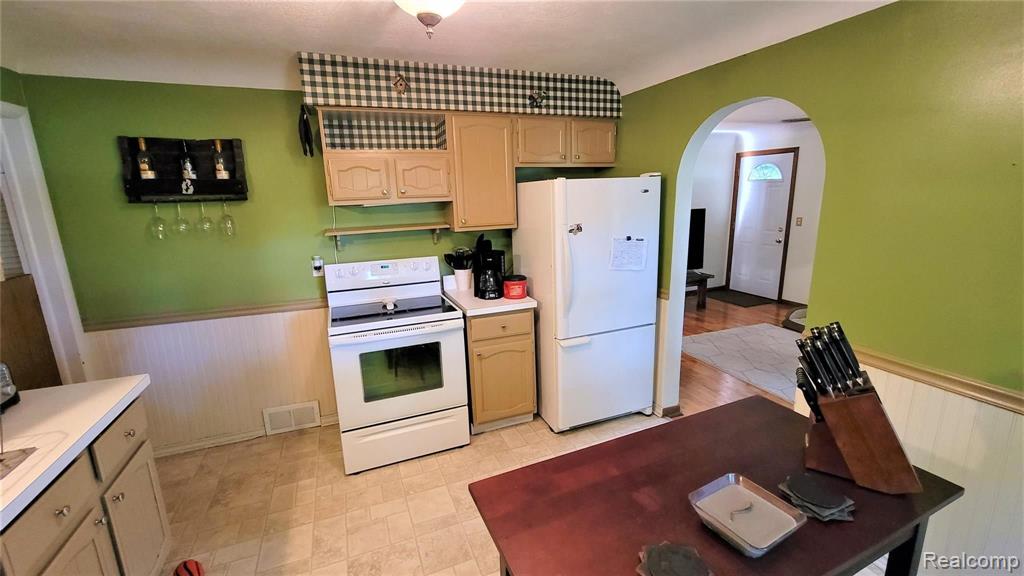 13085 Neff Road Clio, MI 48420 - Photo 9 of 39