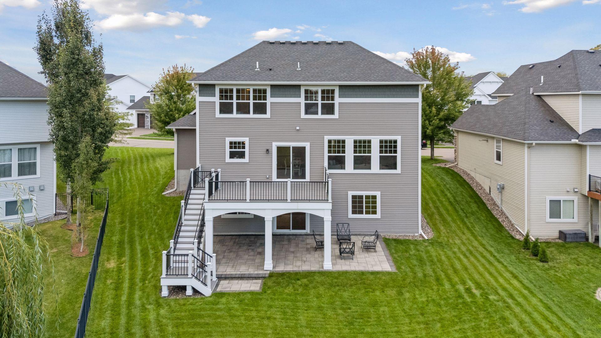 19316 Bridle Path Corcoran, MN 55340 - Photo 3 of 58 Gallery Image 3