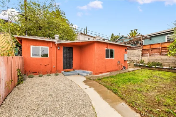$4,000 | 4173 York Boulevard, Los Angeles, CA 90065