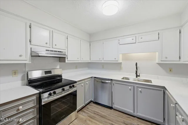 $199,000 | 513 McDonald Drive, Clinton, MS 39056