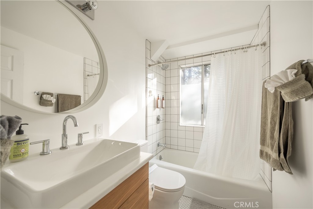 399 Rainier Road Lake Arrowhead, CA 92352 - Photo 26 of 48