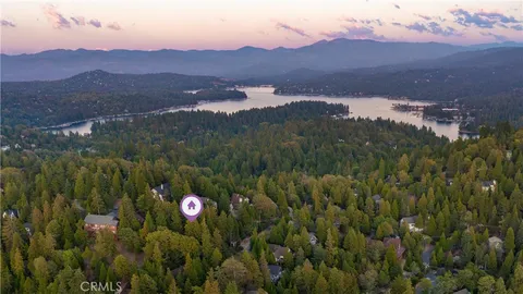 $875,000 | 399 Rainier Road, Lake Arrowhead, CA 92352