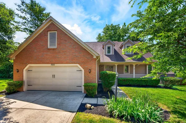 $399,900 | 700 Andrea Lane, Pickerington, OH 43147