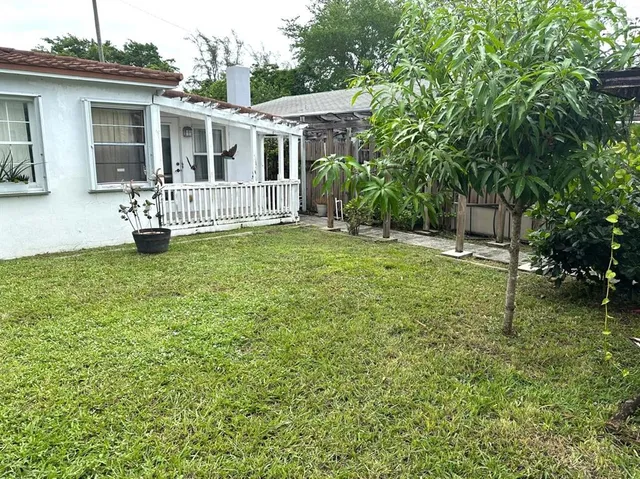 $1,245 | 31 Southwest 10th Street, Unit 1, Dania Beach, FL 33004