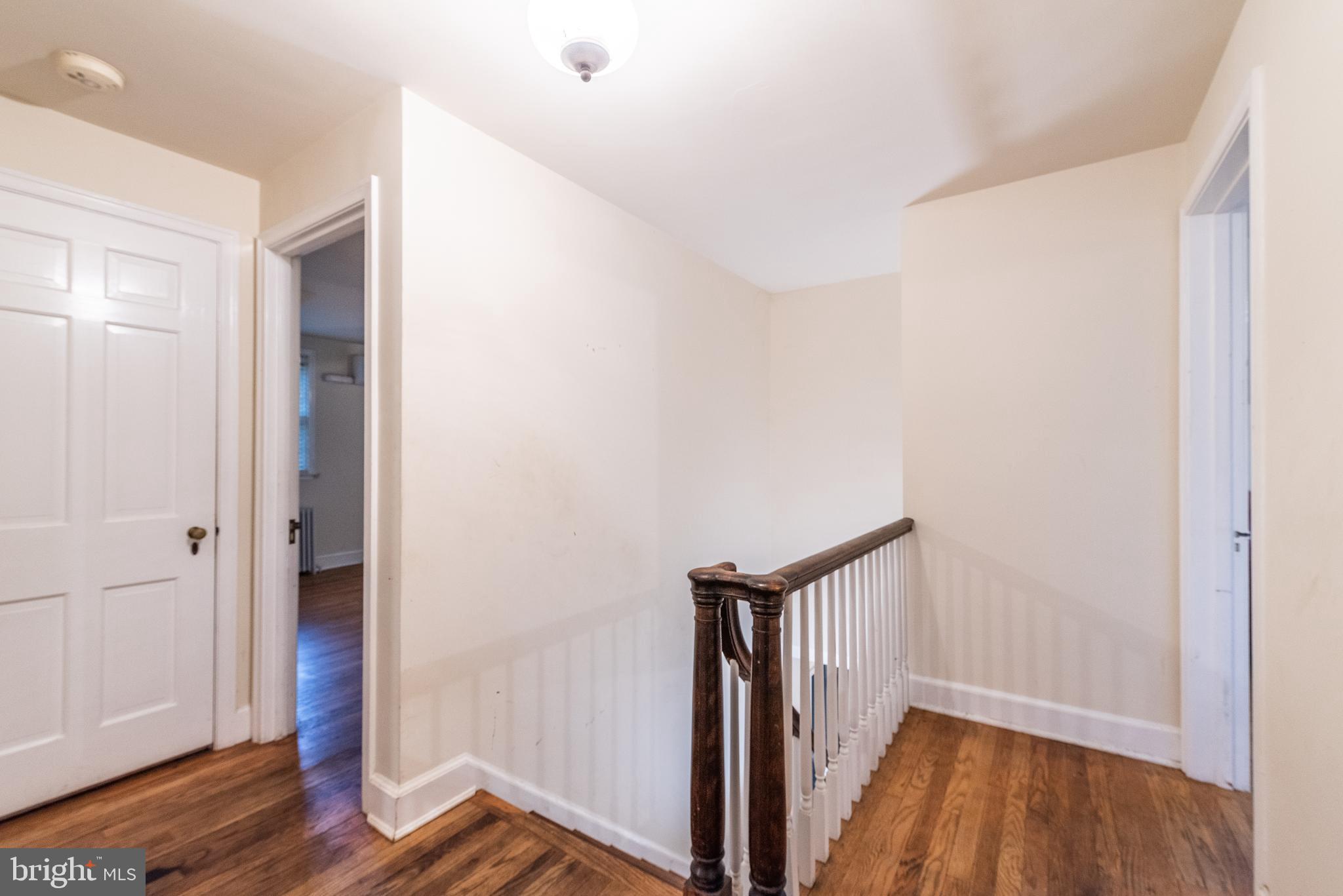 940 Sharpless Road Hockessin, DE 19707 - Photo 11 of 21 Upstairs Hallway