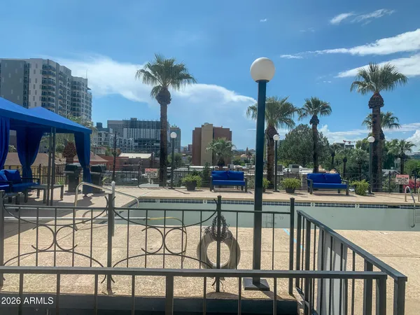 $269,900 | 805 North 4th Avenue, Unit 902, Phoenix, AZ 85003