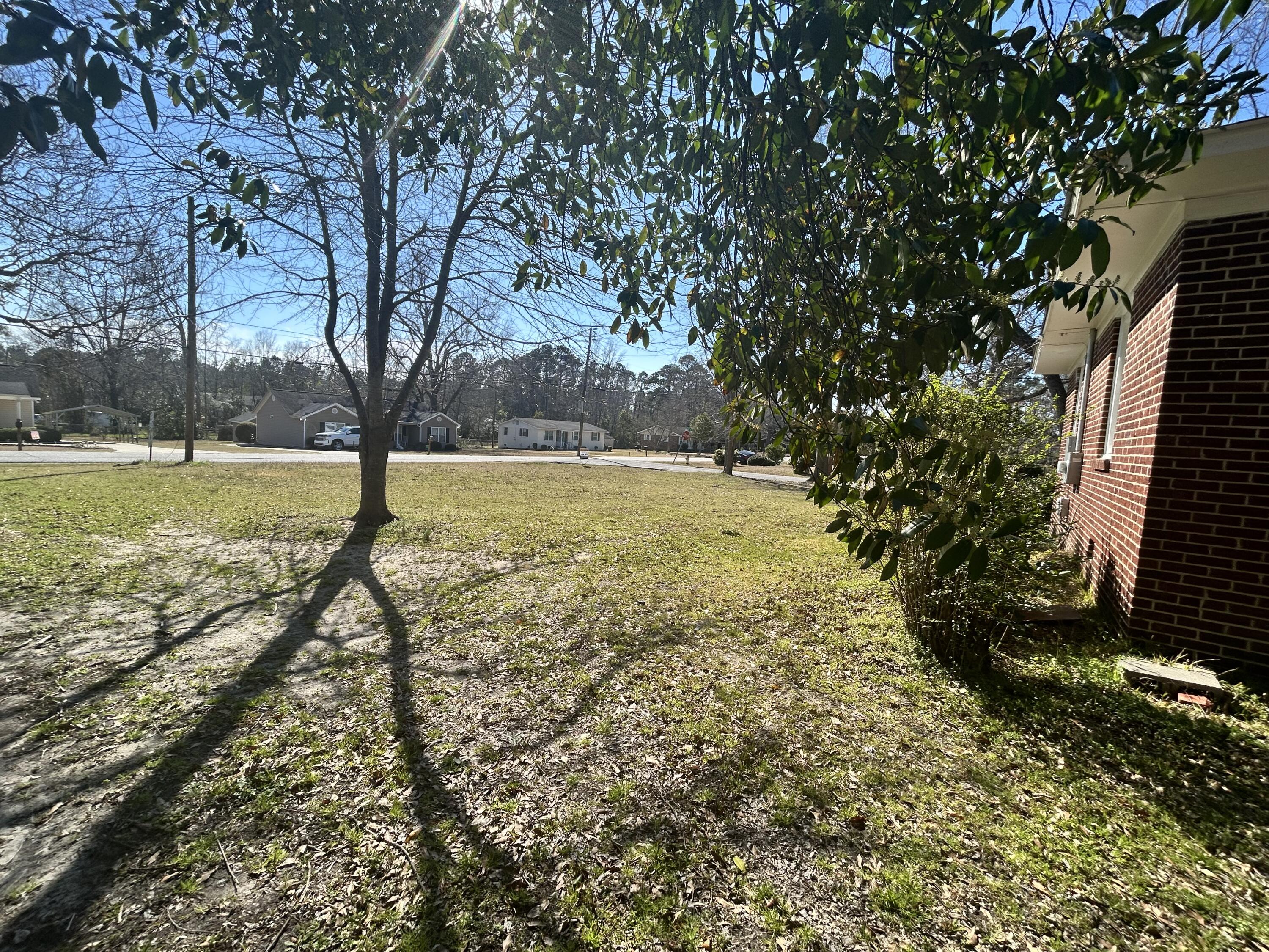 810 Earle Street Thomson, GA 30824 - Photo 6 of 35 IMG_2425